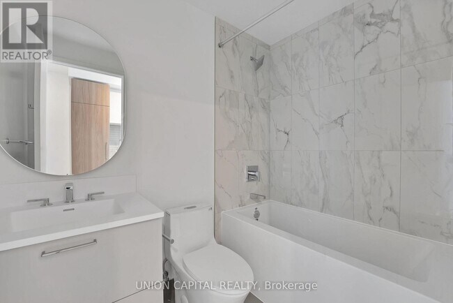 36 Olive Ave in Toronto, ON - Building Photo - Building Photo