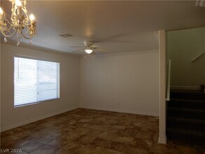 42 Belle Essence Ave in Las Vegas, NV - Building Photo - Building Photo