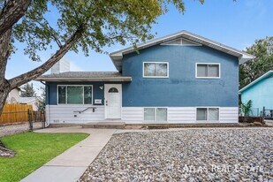 804 2nd St in Colorado Springs, CO - Building Photo