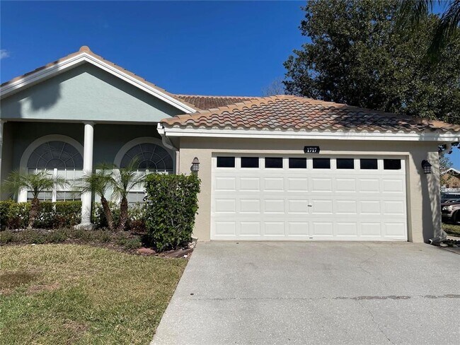 1717 Arabian Ln in Palm Harbor, FL - Building Photo - Building Photo