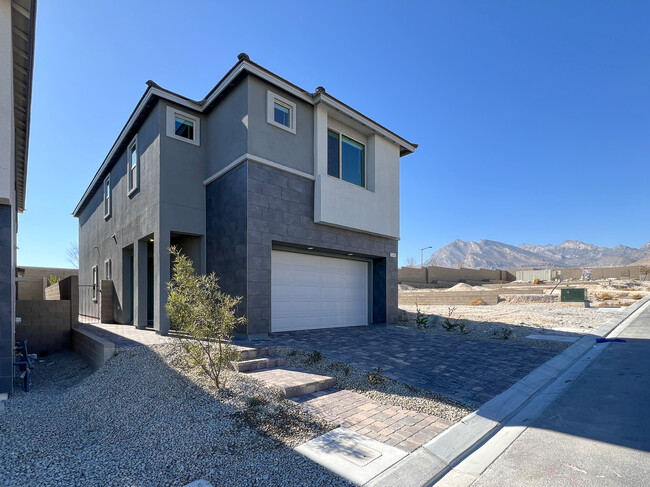 11861 Pied Harrier Ave in Las Vegas, NV - Building Photo - Building Photo