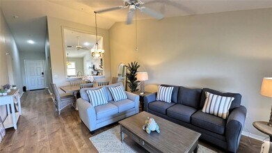 8735 Olde Hickory Ave, Unit 8306 in Sarasota, FL - Building Photo - Building Photo