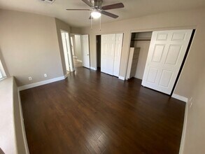 256 Finestra Dr in Henderson, NV - Building Photo - Building Photo