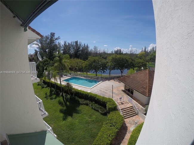 8200 SW 210th St in Cutler Bay, FL - Building Photo - Building Photo