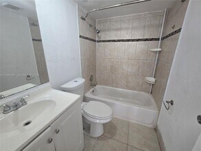 1750 NW 55th Ave in Lauderhill, FL - Building Photo - Building Photo