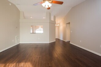 7890 Princeton Manor Cir in Lakeland, FL - Building Photo - Building Photo