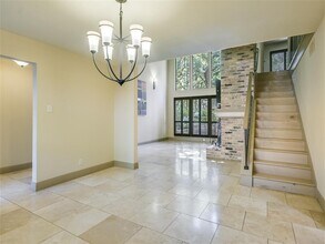 8347 Summerwood Dr in Austin, TX - Building Photo - Building Photo