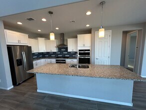 25908 W Sands Dr in Buckeye, AZ - Building Photo - Building Photo