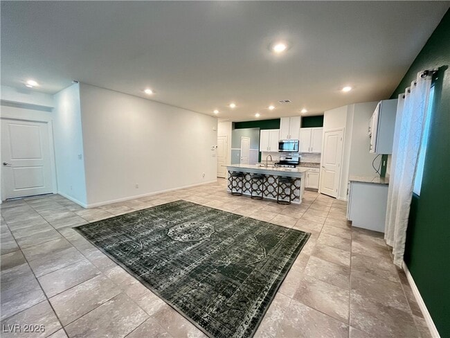 property at 7919 Satiny Ct