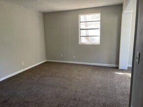 4915 Ave B in Jacksonville, FL - Building Photo - Building Photo