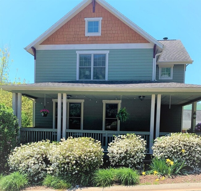 2 Veranda Tr in Asheville, NC - Building Photo - Building Photo