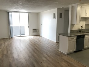 1221 N Spaulding Ave in West Hollywood, CA - Building Photo - Building Photo