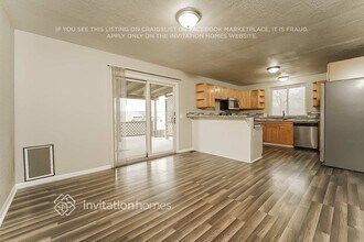 17832 E Purdue Pl in Aurora, CO - Building Photo - Building Photo