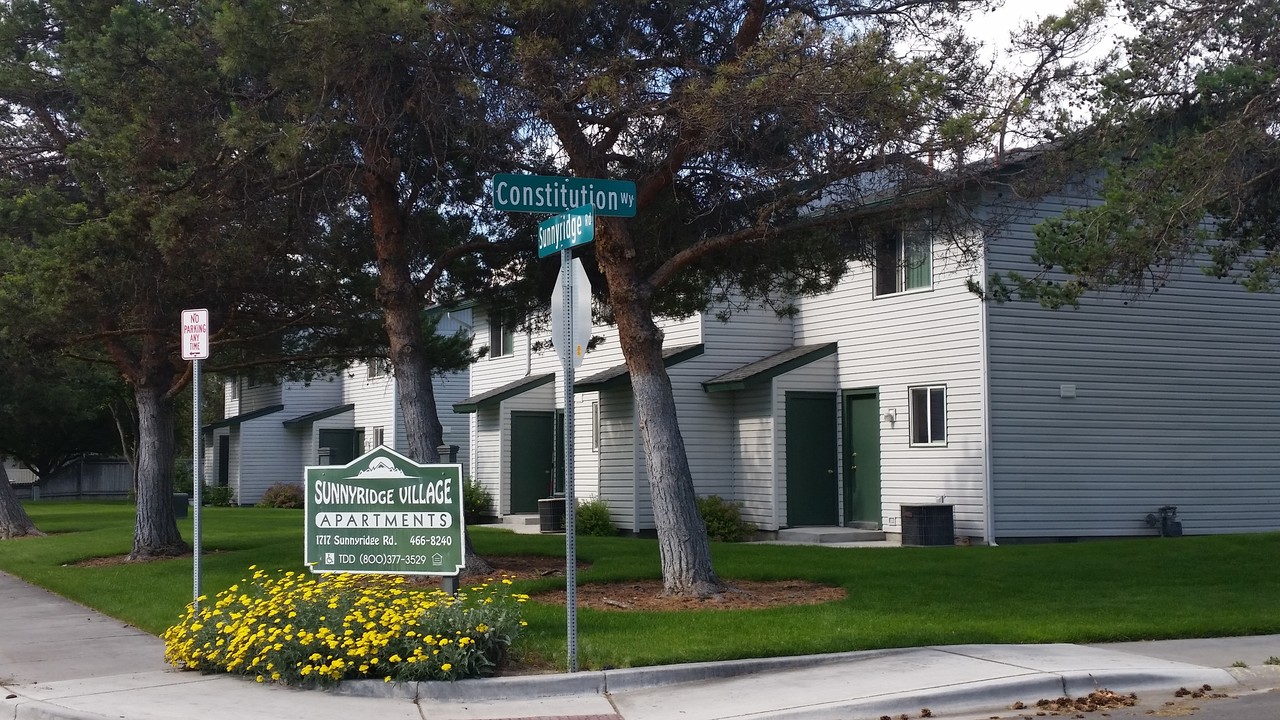 Sunnyridge Village Apartments in Nampa, ID - Foto de edificio