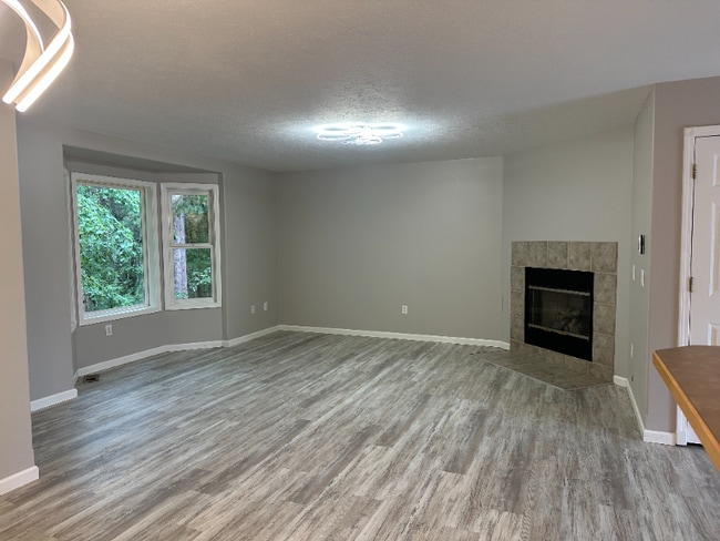 4033 Sherwood Forest Dr in Traverse City, MI - Building Photo - Building Photo