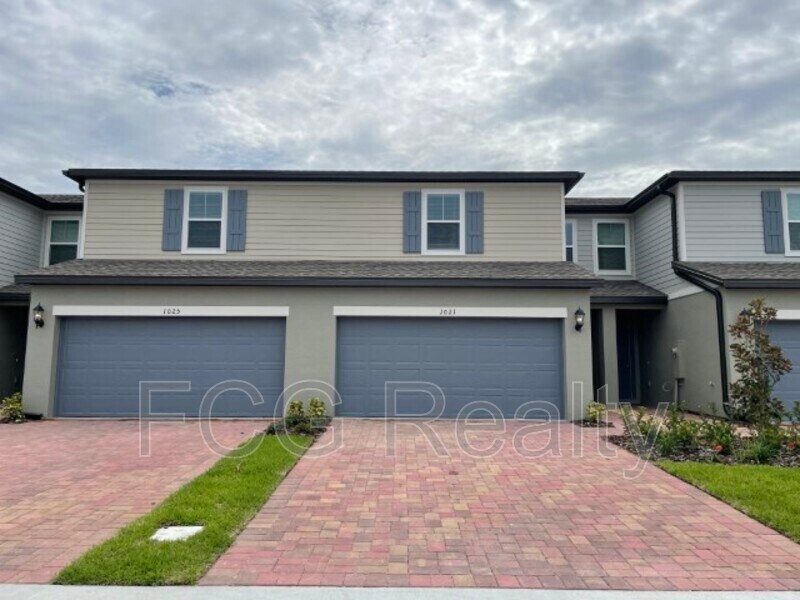 1021 Desert Candle Dr in Ocoee, FL - Building Photo