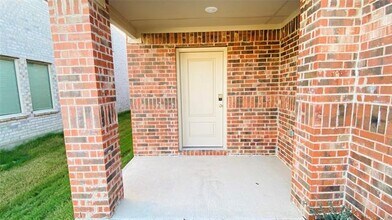 205 Bable Run Dr in Little Elm, TX - Building Photo - Building Photo