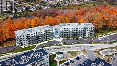 1100 Lackner Pl in Kitchener, ON - Building Photo - Building Photo