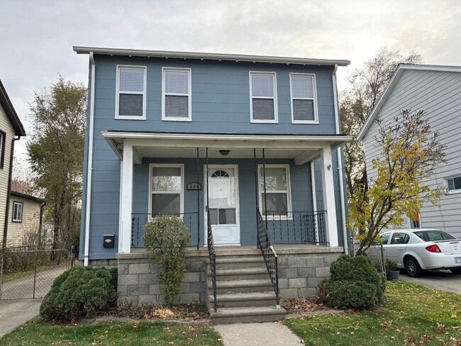 property at 536 E Jarvis Ave