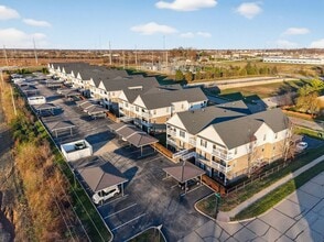 6300 Spring River Dr in O'Fallon, MO - Building Photo - Building Photo