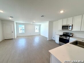 6707 Chert Chase in Elmendorf, TX - Building Photo - Building Photo