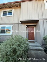 543 Tawny Dr in Pleasanton, CA - Building Photo