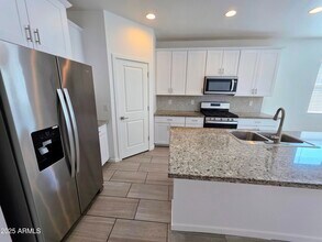 4214 S 68th Ln in Phoenix, AZ - Building Photo - Building Photo