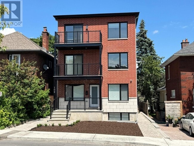 property at 109-109 Russell Ave