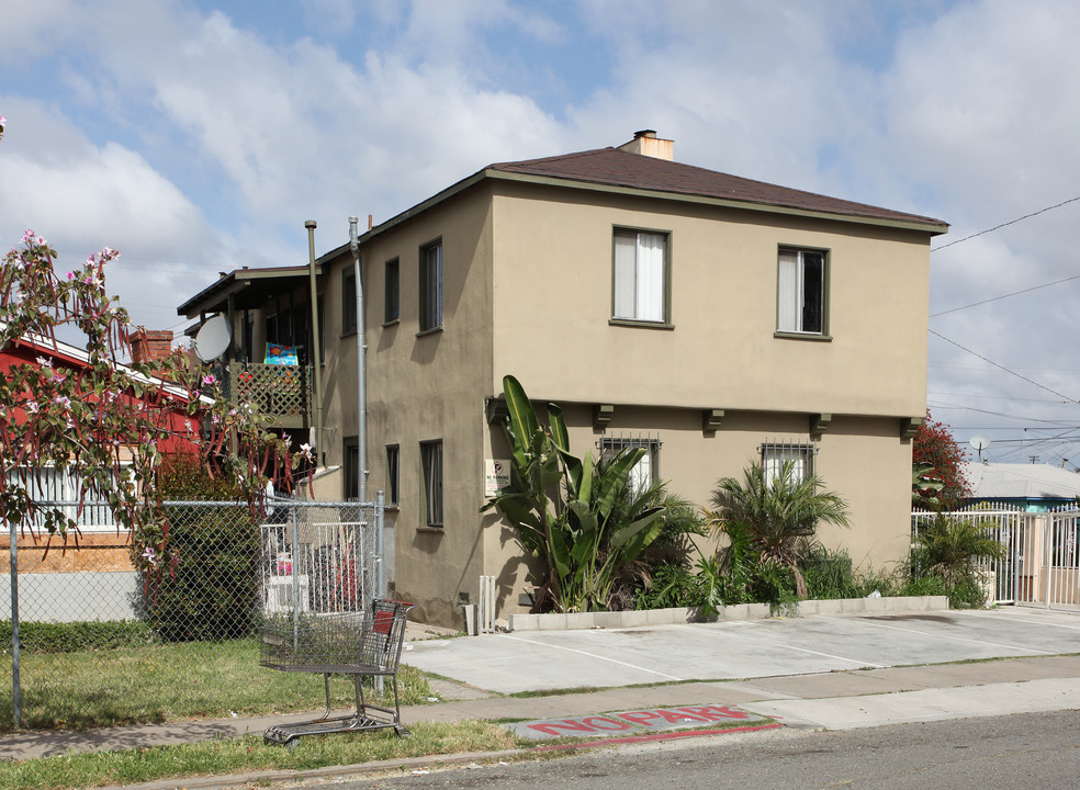 4871-4883 Trojan Ave in San Diego, CA - Building Photo