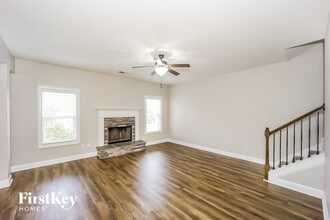 50 Village Pass in Newnan, GA - Building Photo - Building Photo