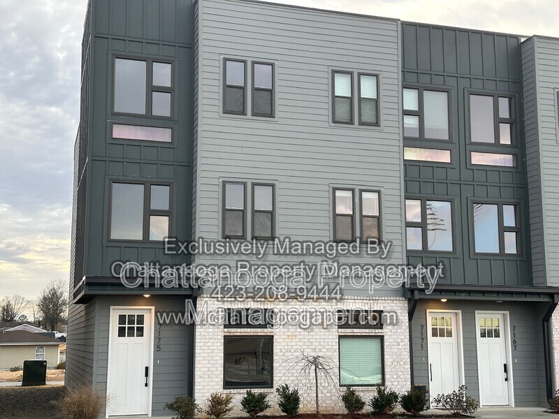 7175 Gdn Grv Wy in Chattanooga, TN - Building Photo