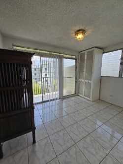 1439 Kewalo St in Honolulu, HI - Building Photo - Building Photo