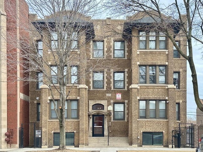 property at 4117 S Michigan Ave