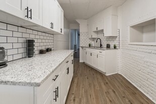 327 N Lumber St in Allentown, PA - Building Photo