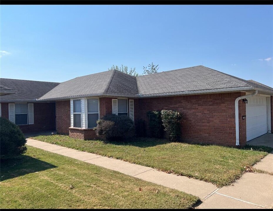 3103 Adrian Ave in Springdale, AR - Building Photo