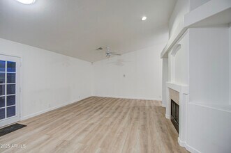 15443 N 86th Ln in Peoria, AZ - Foto de edificio - Building Photo