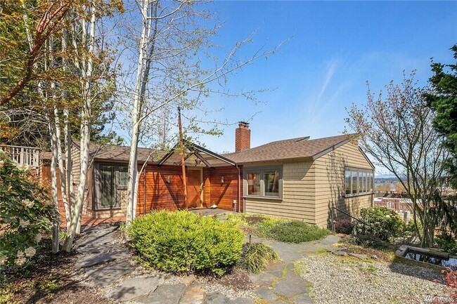 7722 58th Ave NE in Seattle, WA - Building Photo - Building Photo