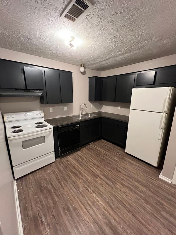 2719 Sprucewood in Bryan, TX - Building Photo - Building Photo