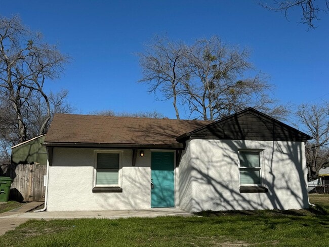 9020 Moran St in White Settlement, TX - Building Photo - Building Photo