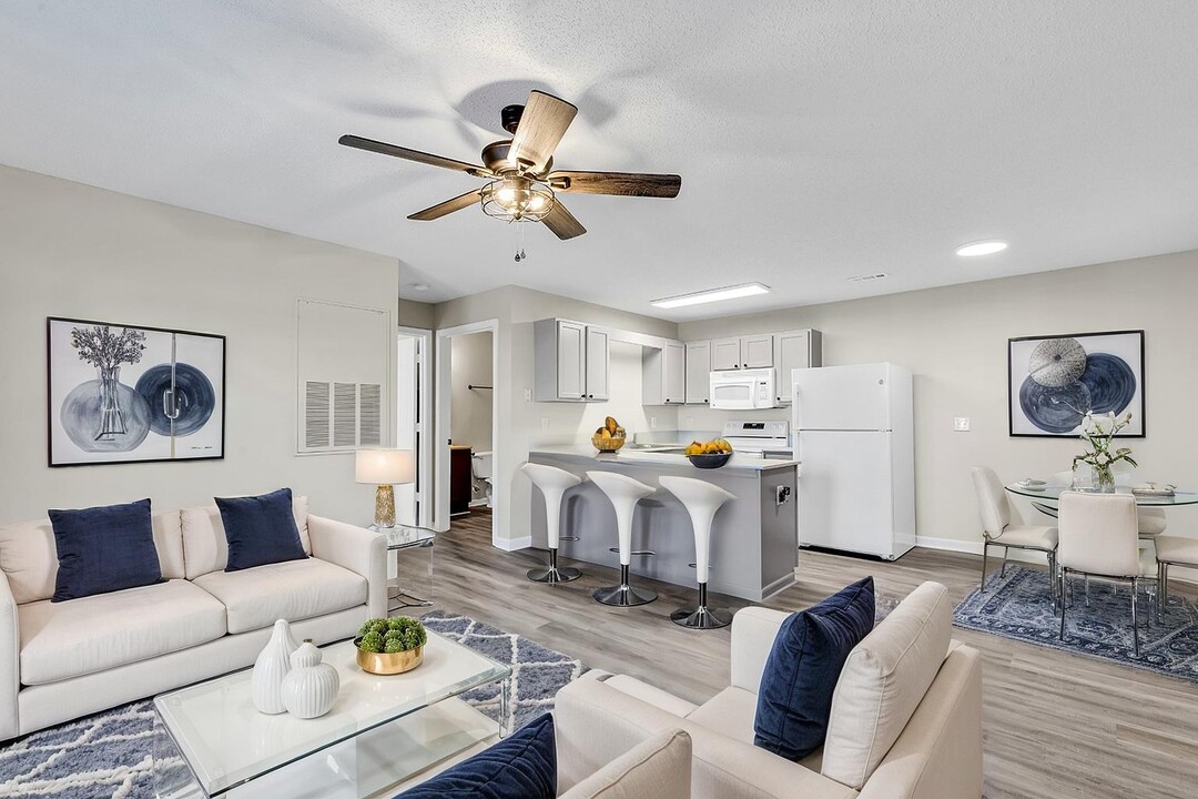 Autumn Chase Apartment Community in Myrtle Beach, SC - Building Photo