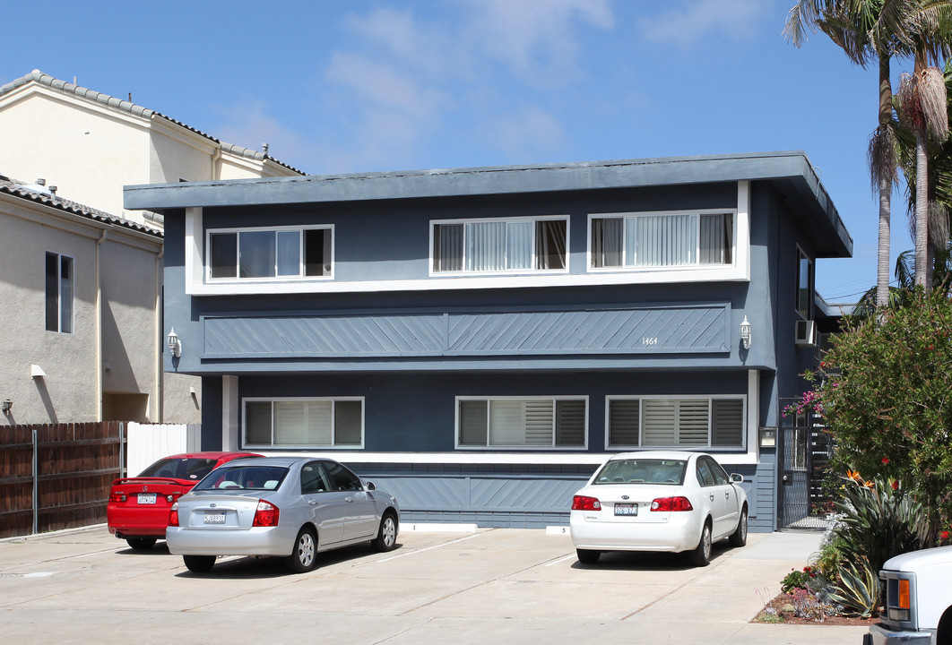 1464 Essex St in San Diego, CA - Building Photo