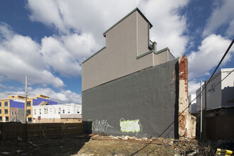 1625 Point Breeze Ave in Philadelphia, PA - Building Photo - Building Photo