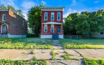 4818 Cote Brilliante Ave in St. Louis, MO - Foto de edificio - Building Photo