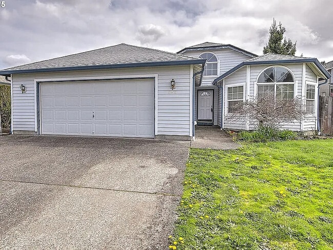 property at 5915 NE 56th Ct