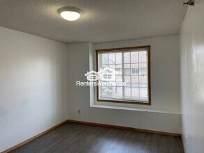 10711 Unity Ln in Brooklyn Park, MN - Building Photo - Building Photo