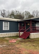 744 Old Flatwood Rd in Nauvoo, AL - Building Photo