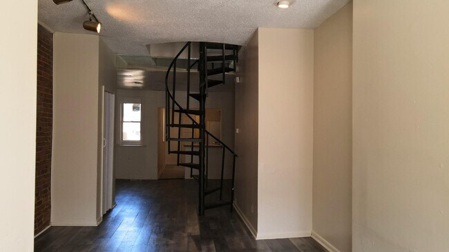 property at 2133 Division St