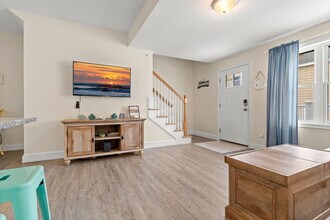 128 Ashworth Ave in Hampton, NH - Building Photo - Building Photo