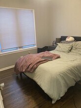 3213 W Armitage Ave, Unit 2R in Chicago, IL - Building Photo - Building Photo