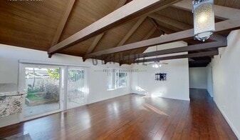 1662 Iowa St in Costa Mesa, CA - Building Photo